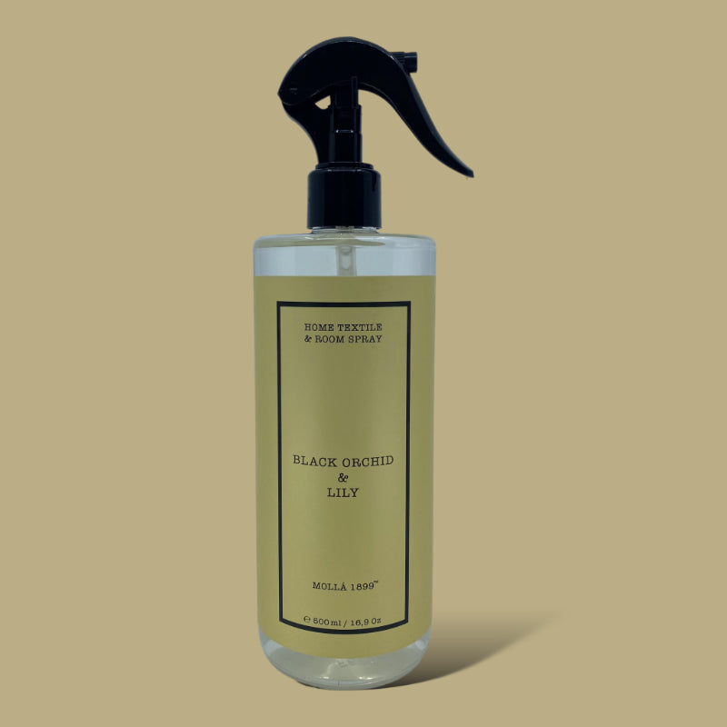 Black Orchid et Lily Spray Cereria Molla