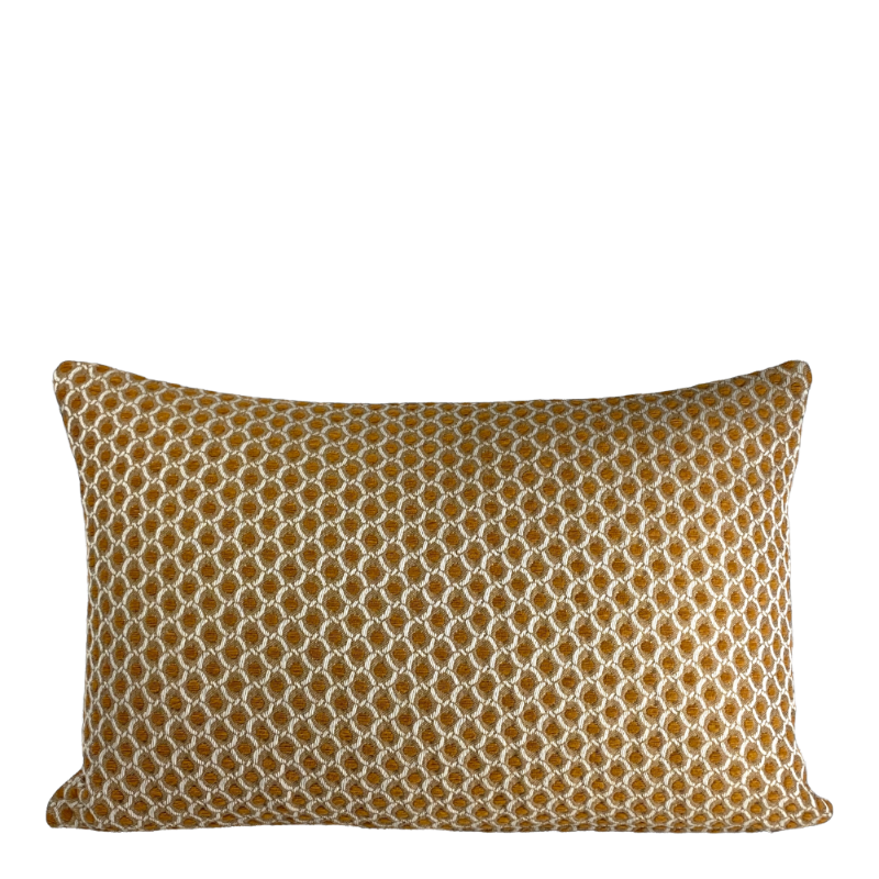 Dagny Coussin Honey Circles