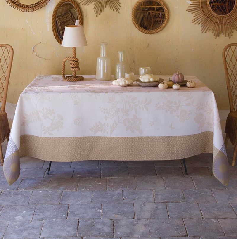 Le Jacquard Francais Asia Mood Nappe Rose Beige