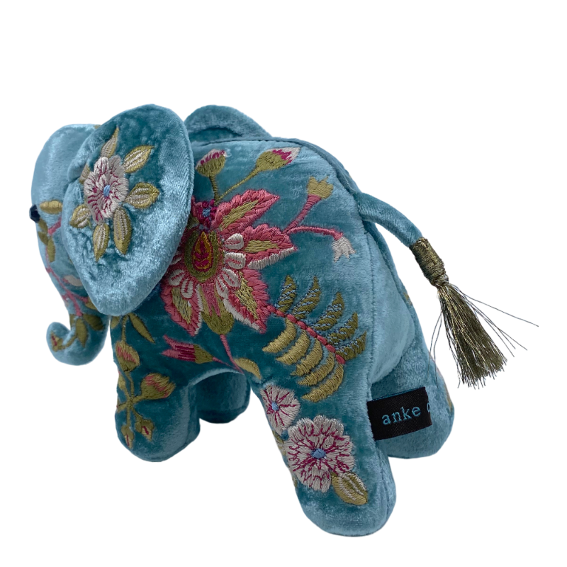 Anke Drechsel Madame Bovary Ocean Éléphant Petit